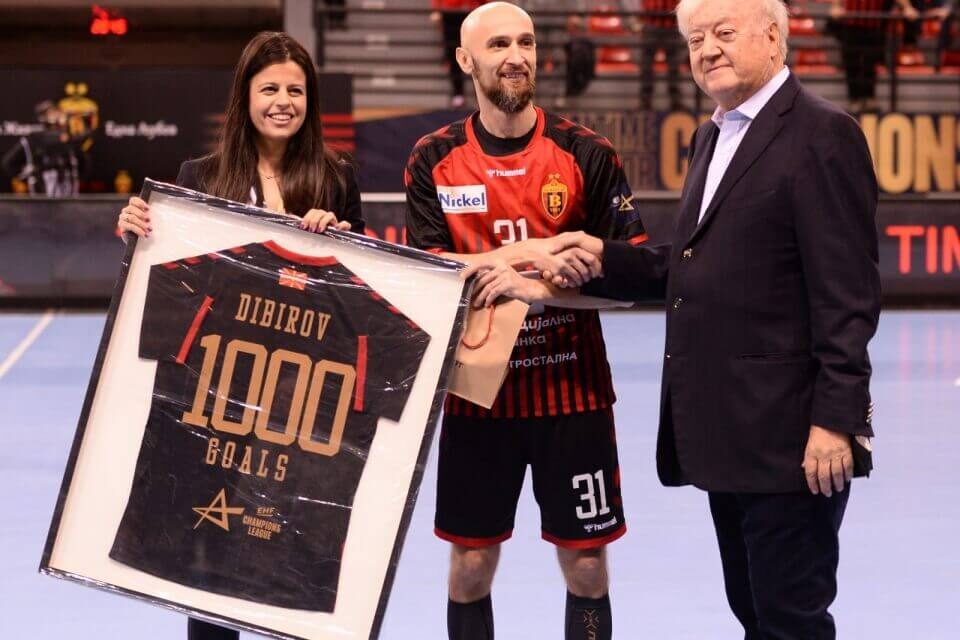 Легендата на Вардар Дибиров, доби подарок за 1000 гола во Лигата на шампионите