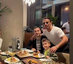 Нестор гол ужива со своето семејство во Дубаи