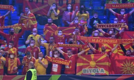 Фалангата со свое шоу и по завршувањето на последниот натпревар на Македонија