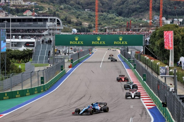 Формула 1 ја откажа трката во Сочи