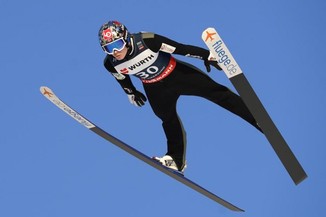 Линдвик светски шампион во скијачки летови