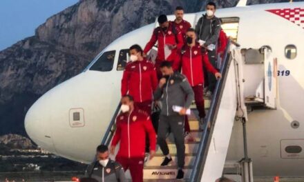 (ВИДЕО) Македонските фудбалери пристигнаа во Палермо