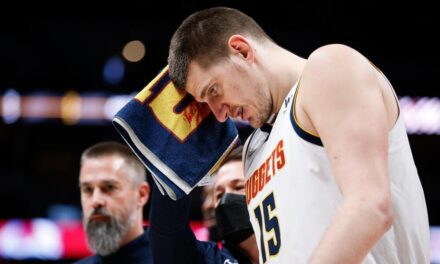 (ВИДЕО) Јокиќ испиша историја во НБА со раскрвавена глава