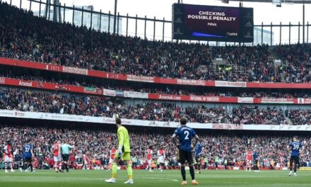 (ВИДЕО)Навивачите на Арсенал му аплаудираа на Роналдо како поддршка за семејната трагедија