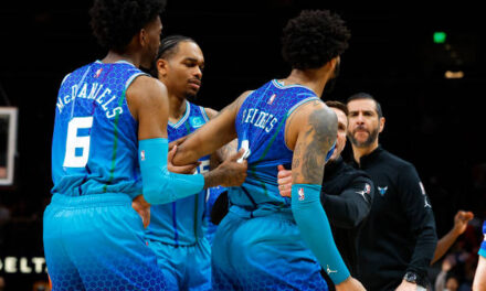 НБА: Бриџис предизвика хаос-Сакаше тепачка со судијата, после удри по навивачите (ВИДЕО)
