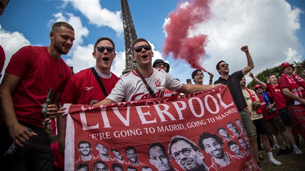 Претседателот на Ливерпул бара извинување од Французите за недокажаните обвинувања кон навивачите на „црвените“