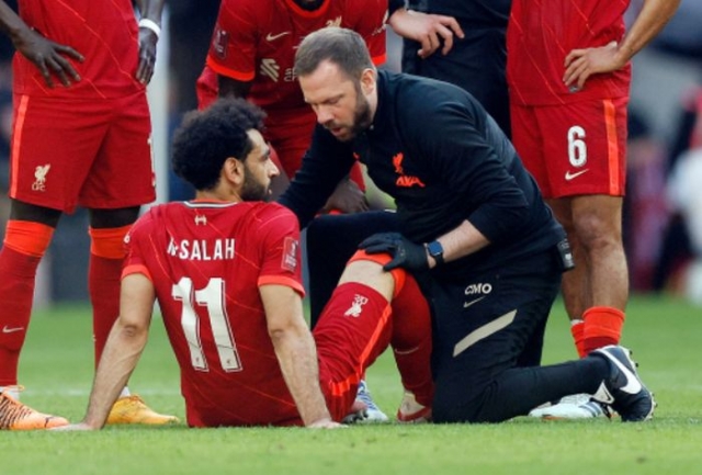 Голем малер за Ливерпул: Мохамед Салах се повреди на ФА купот