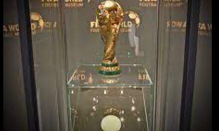 Во Скопје пристигнува оригиналниот ФИФА трофеј изработен од чисто злато