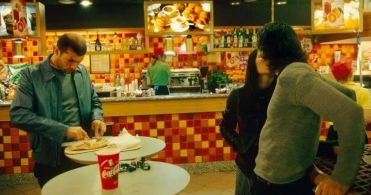 Култна фотографија. Зидан јаде пица, Дел Пјеро заведува девојка. „Не позиравме“