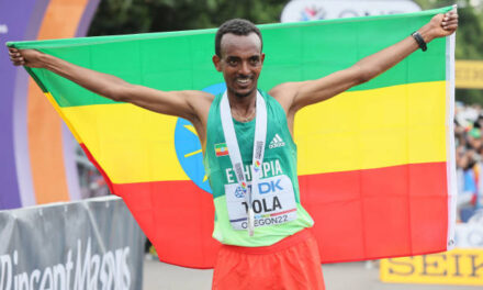 Тола од Етиопија освои златен медал во маратон на СП