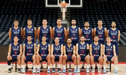 Пешиќ ги одбра 12те кошаркари за дербито со Грција