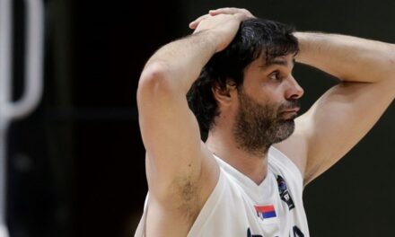 Српската спортска јавност е во шок. СелекторотПешиќ го отпиша Теодосиќ во пресрет на Евробаскетот
