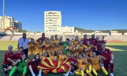 Победа над Албанија на квалификацискиот турнир во Драч