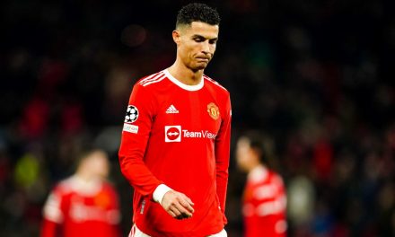 Роналдо и М.Јунајтед се договорија за прекин на договорот-португалецот си заминува