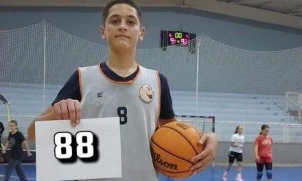 Кошаркарски тинејџер од Струга постигна неверојатни 88 поени