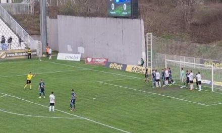 (ВИДЕО) Чудесија: Аџиќ постигна два гола директно од корнер!
