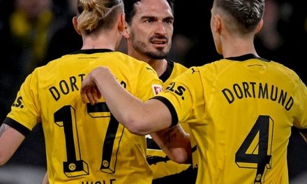 (ВИДЕО) Борусија Дортмунд го победи Ајнтрахт Франкфурт и се врати во Топ-4 во Бундес лига