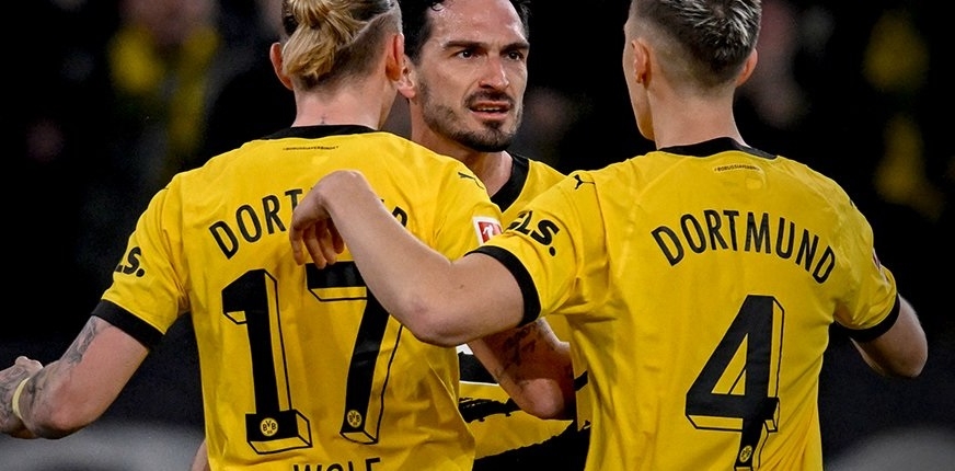 (ВИДЕО) Борусија Дортмунд го победи Ајнтрахт Франкфурт и се врати во Топ-4 во Бундес лига