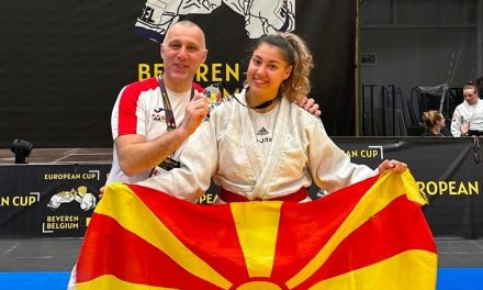 Македонката Ацевска е европска вицешампионка во џиу-џицу!
