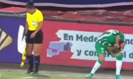 (ВИДЕО) Во Колумбија фудбалер удрен со нож во главата!