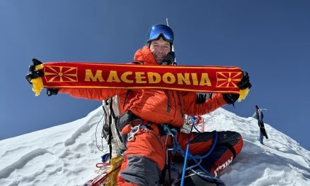 Сашко Кедев е првиот Македонец кој се искачи на петтиот највисок врв на светот