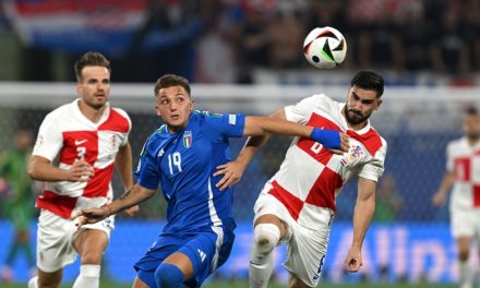 (ВИДЕО) Закањи со маестрален гол во 98 мин. ја однесе Италија во осминафинале на ЕП