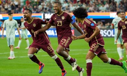 (ВИДЕО) Венецуела го совлада Мексико и се пласира во четвртфинале, Еквадор ја победи Јамајка